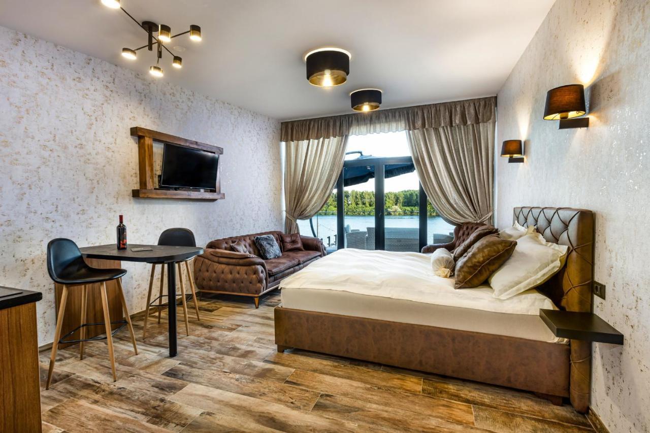 Apartmani Tiske Noci Bečej 外观 照片
